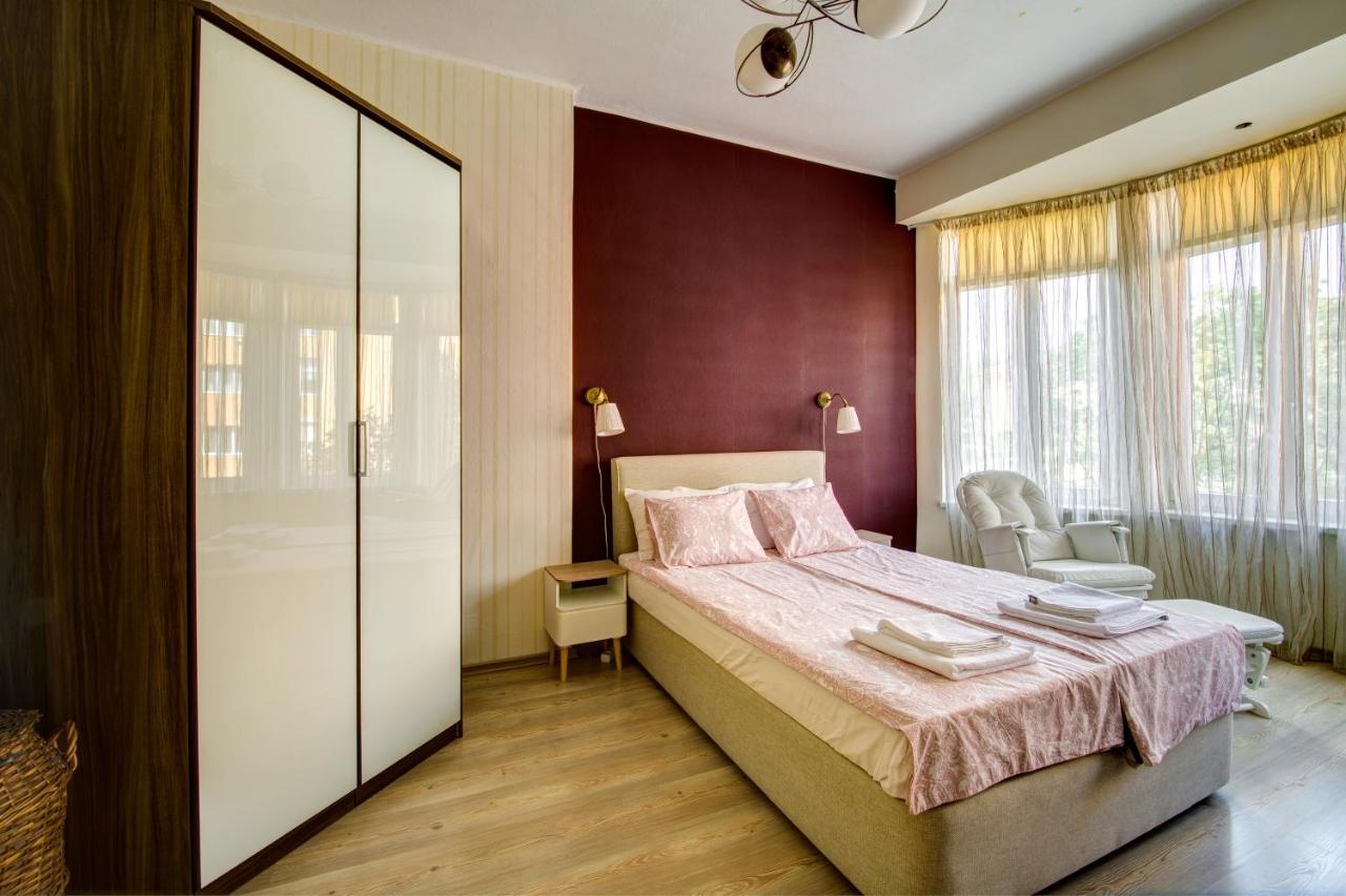 Apartment 65 - Airy Aprt At Top Center ソフィア エクステリア 写真